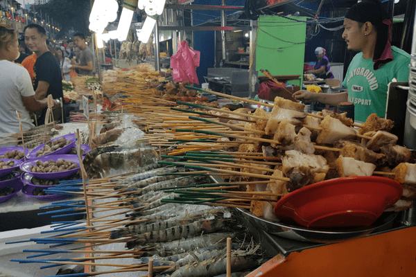 The Best Food Street in Kuala Lumpur - Jalan Alor Food Night Market