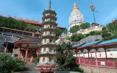 6 Reasons to Visit Kek Lok Si Temple Penang – Malaysia